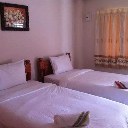 Hotel Gongaew Mansion Ubon Ratchathani Zewnętrze zdjęcie