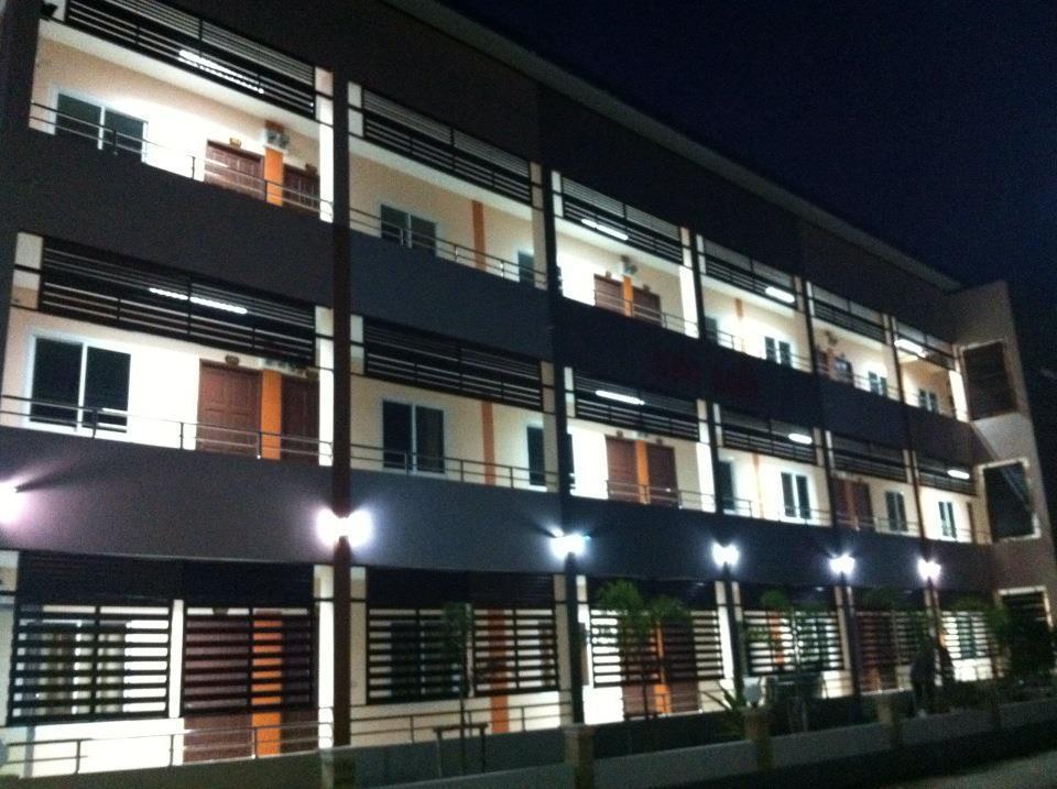 Hotel Gongaew Mansion Ubon Ratchathani Zewnętrze zdjęcie