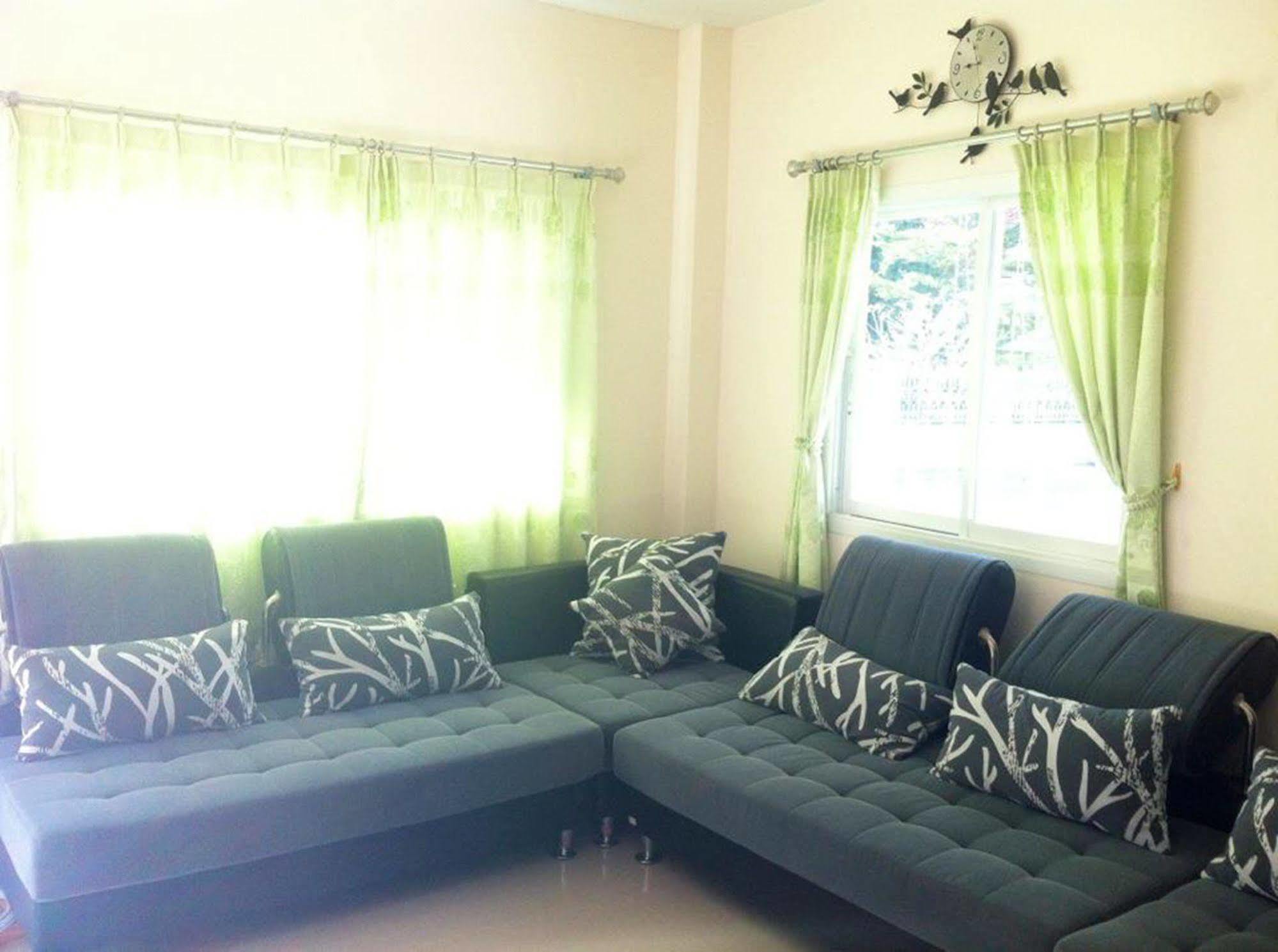 Hotel Gongaew Mansion Ubon Ratchathani Zewnętrze zdjęcie