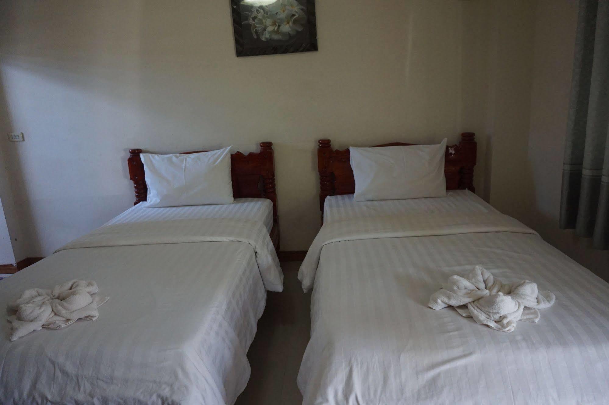 Hotel Gongaew Mansion Ubon Ratchathani Zewnętrze zdjęcie